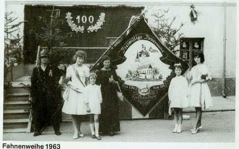 Fahnenweihe 100 Jährigen 1963